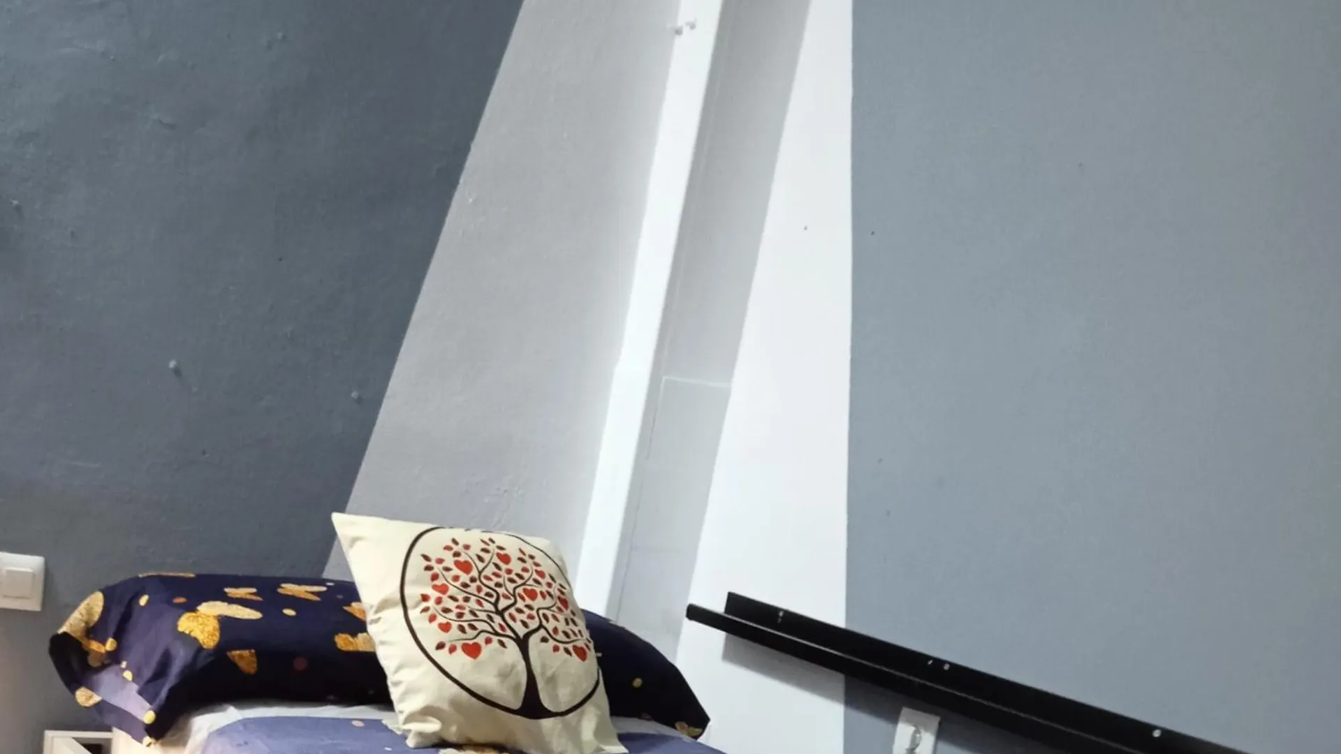Ikigai House Apartment Seville 0*,